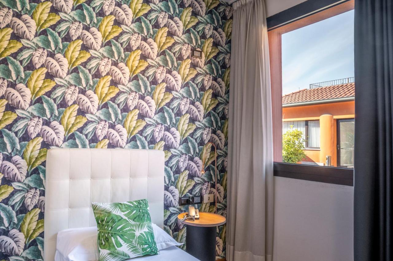 Lake Como Golf Hotel Figino Serenza ภายนอก รูปภาพ