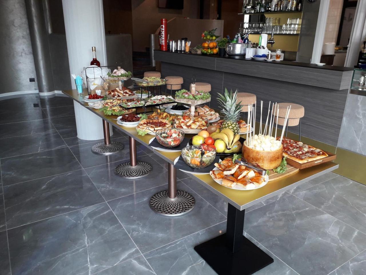 Lake Como Golf Hotel Figino Serenza ภายนอก รูปภาพ
